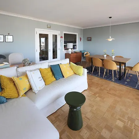 2 Bedroom Amazing In *