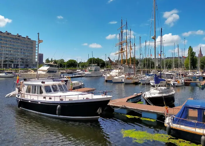 2 Bedroom Amazing In Ostende