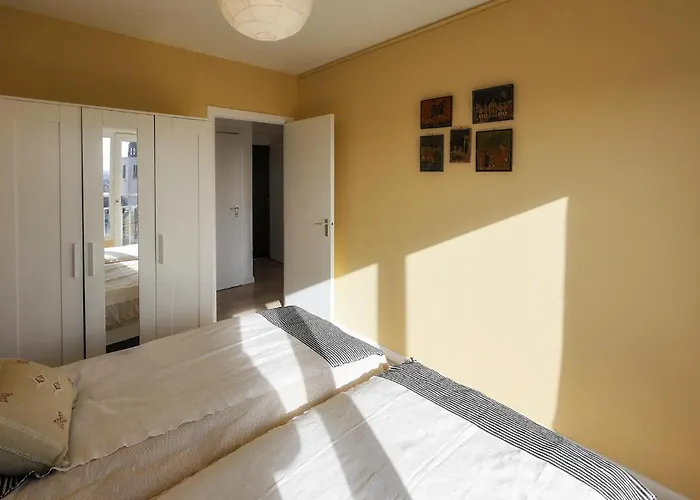 2 Bedroom Amazing In Apartment